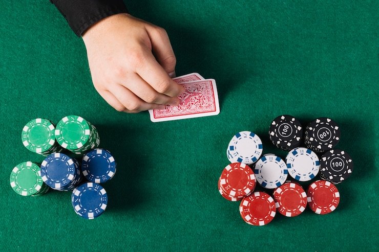 Bagan tingkat loyalitas bebasbet menampilkan manfaat progresif dari Member hingga Diamond